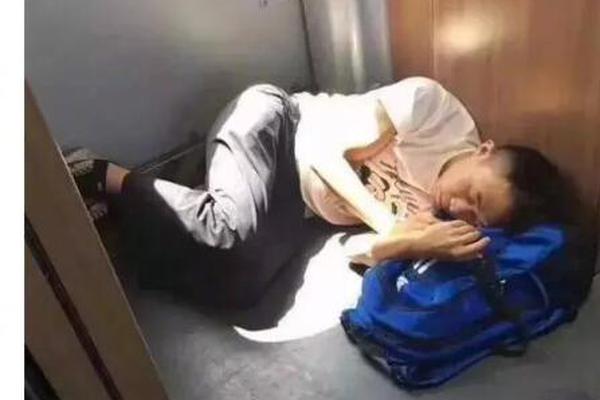 快手自研文生圖大模型“可圖”（Kolors）開(kāi)啟內(nèi)測(cè)