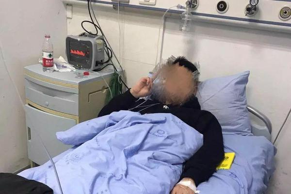 表現(xiàn)出色！庫明加半場6中3&罰球4中4拿下11分3板