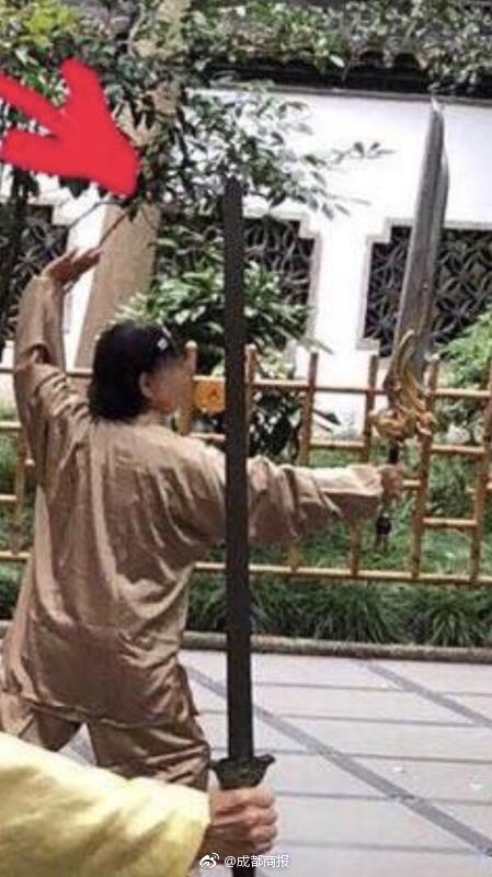 搶《問道》手游變異寵，“紙短情長唱跪原唱”抖音挑戰(zhàn)開啟！