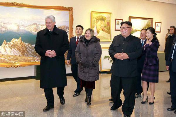 方塊世界中賽車比賽 《氮?dú)鉀_鋒》登陸安卓