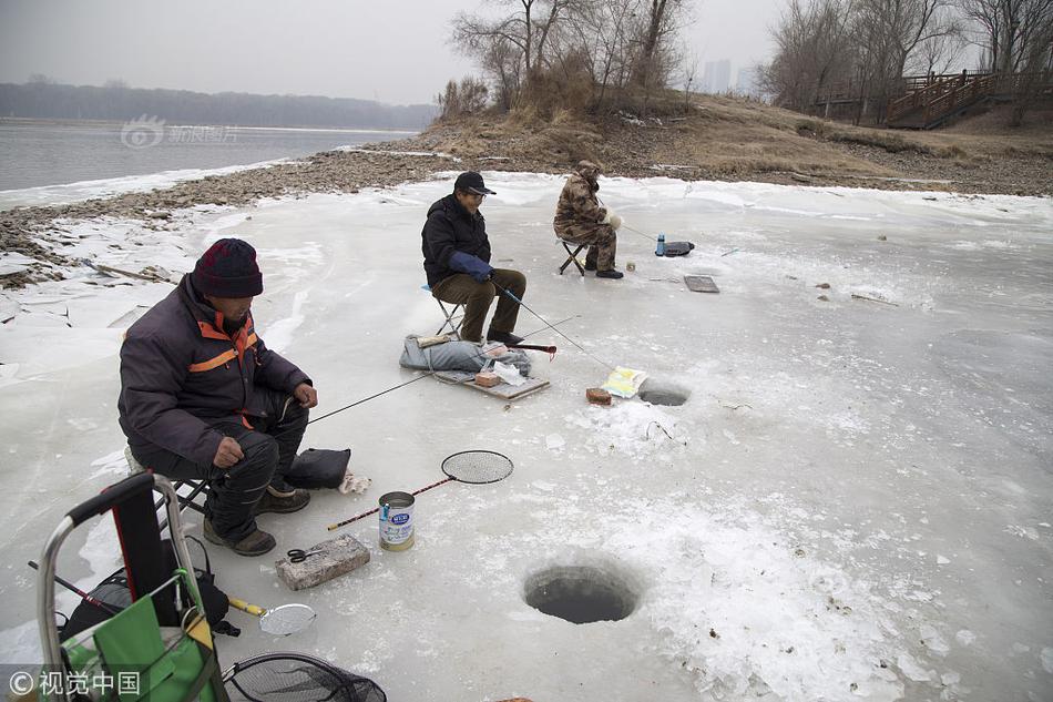 商用服務(wù)機器人出海，一場內(nèi)功與外功的「修煉史」