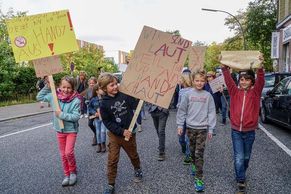 廚電上半年：剛需品類(lèi)復(fù)蘇快 集成灶新勢(shì)力分化