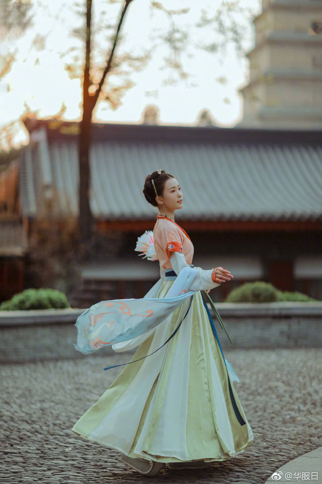 下載【部落沖突】抽周邊、京東卡