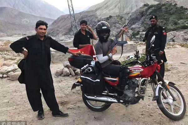 宇鵬背水一戰(zhàn)！輸50萬收獲鄭宇伯的15分