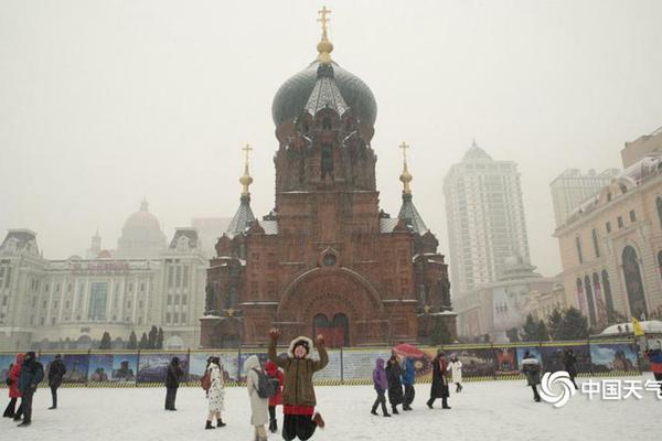 重構(gòu)數(shù)智生態(tài) 捕捉變局價(jià)值｜ CDEC高峰論壇滿意舉行