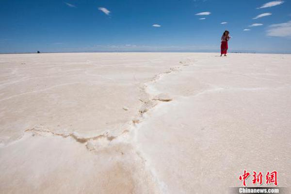 《星夢學(xué)院》美女學(xué)霸汪束帶你制霸新學(xué)期