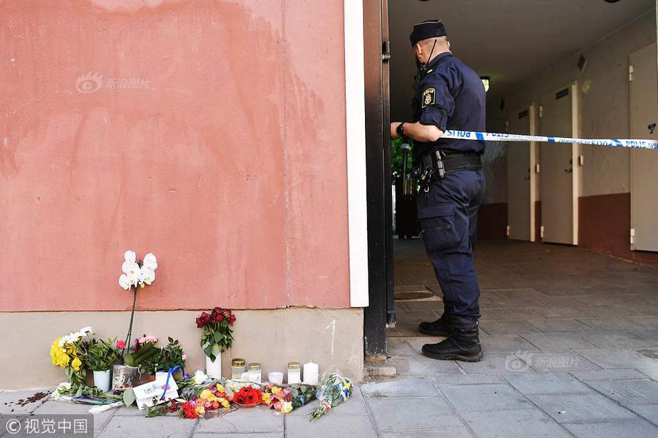 小因扎吉：我與什克之間不存在爭(zhēng)論，排兵布陣時(shí)依舊會(huì)挑選他