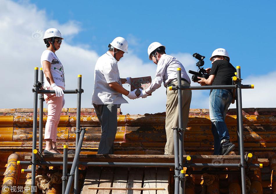 1—8月電信業(yè)務(wù)收入、總量同比分別增長(zhǎng)6.2%和16.6%