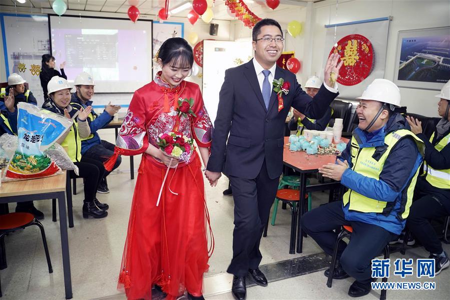 黃蜂新秀鮑爾右手腕的運動仍然有限